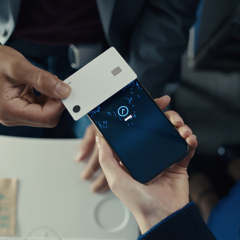 Apple ra mắt Tap to Pay trên iPhone cho người dùng ở Đức