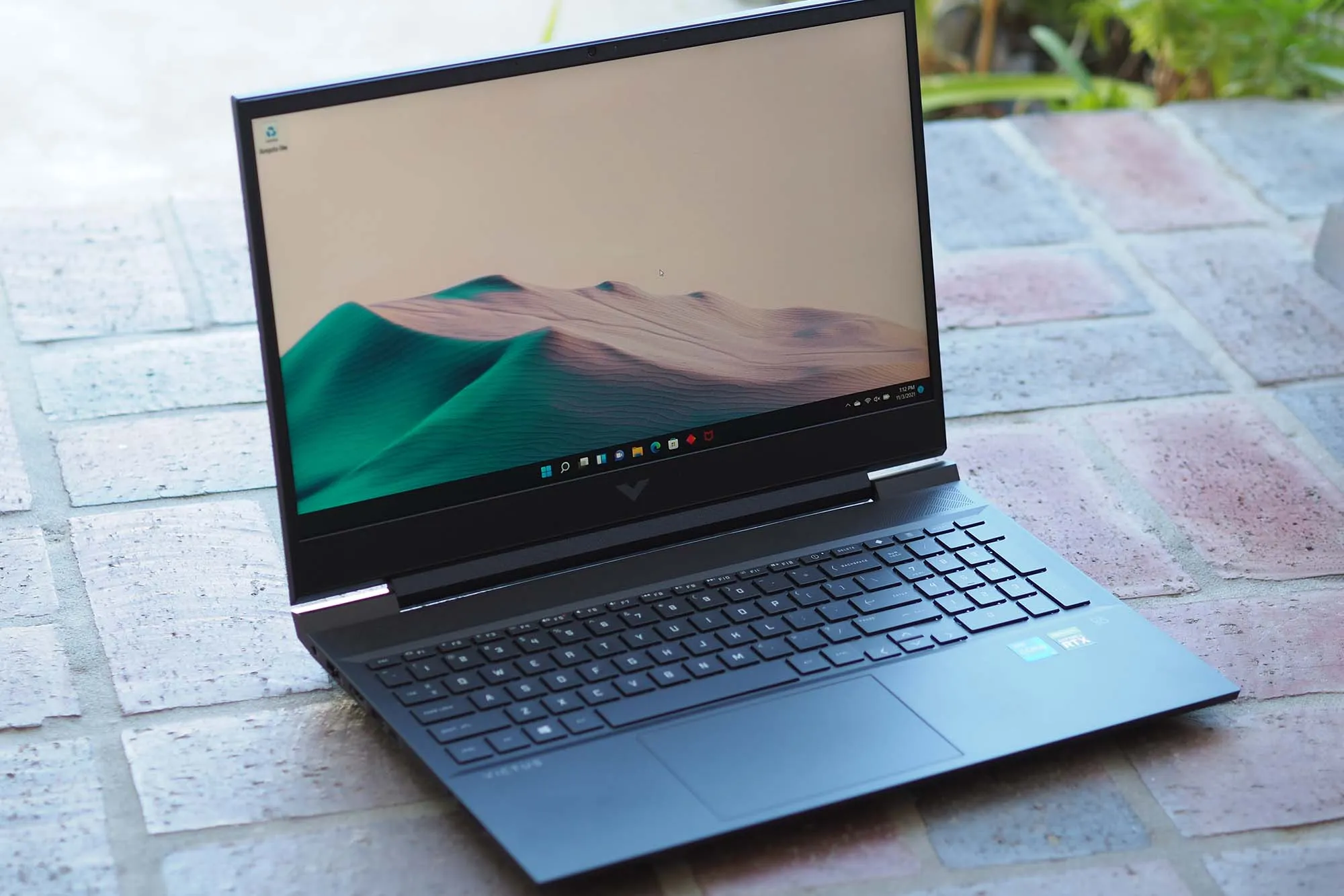 HP VICTUS SERIES